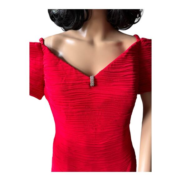 NWT Vintage Cache Red off shoulder ruched sexy dress size medium - Picture 7 of 16